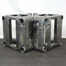 Tomcat Horizontal Articulated Hinge 12"x12"