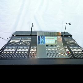 YAMAHA M7CL48 Digital Audio Console
