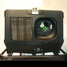 Barco FLM HD20 Video Projector